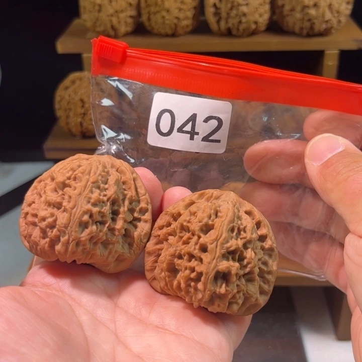 吊坠文玩核桃南疆45