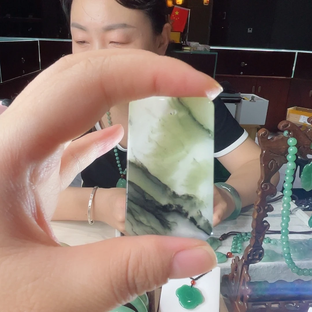 密玉（石英质玉）未镶嵌颈饰