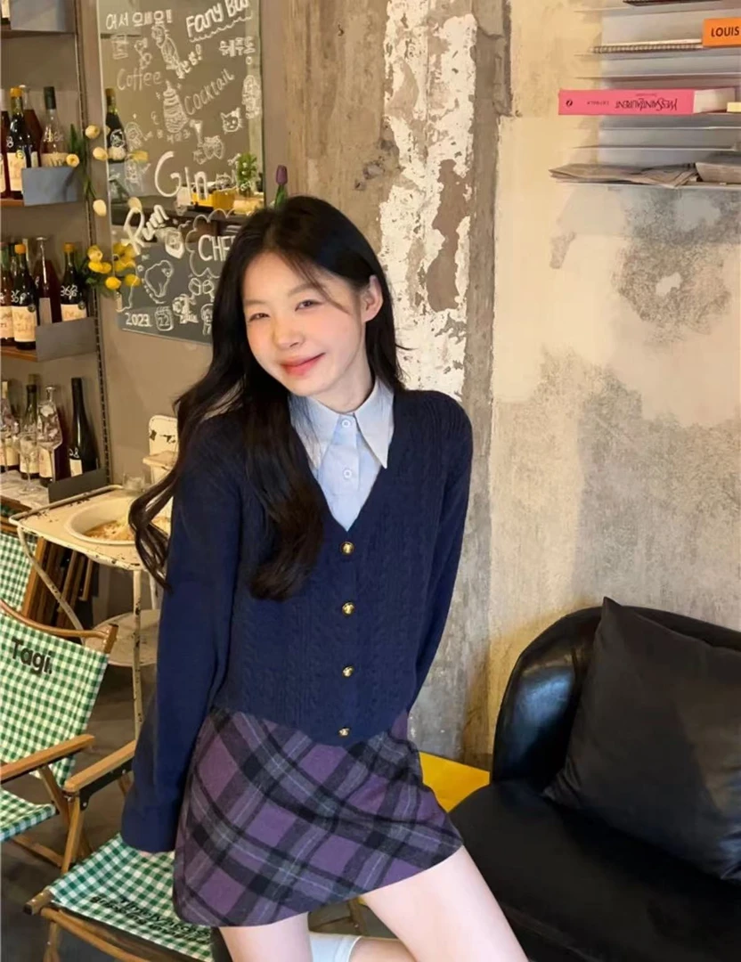 796秋季新款韩系复古学院风减龄气质百搭休闲假两件设计感上衣