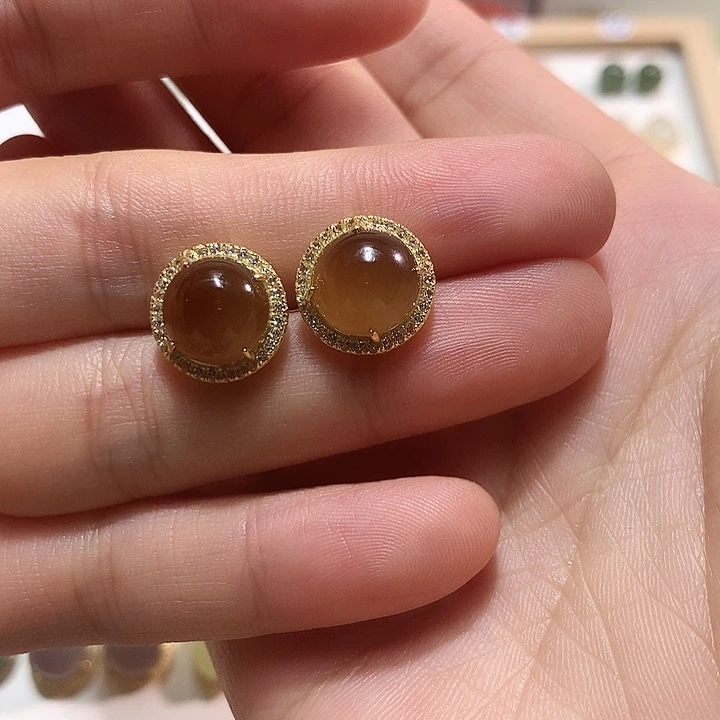 银S925镀金镶嵌和田玉（糖玉）耳饰我****?