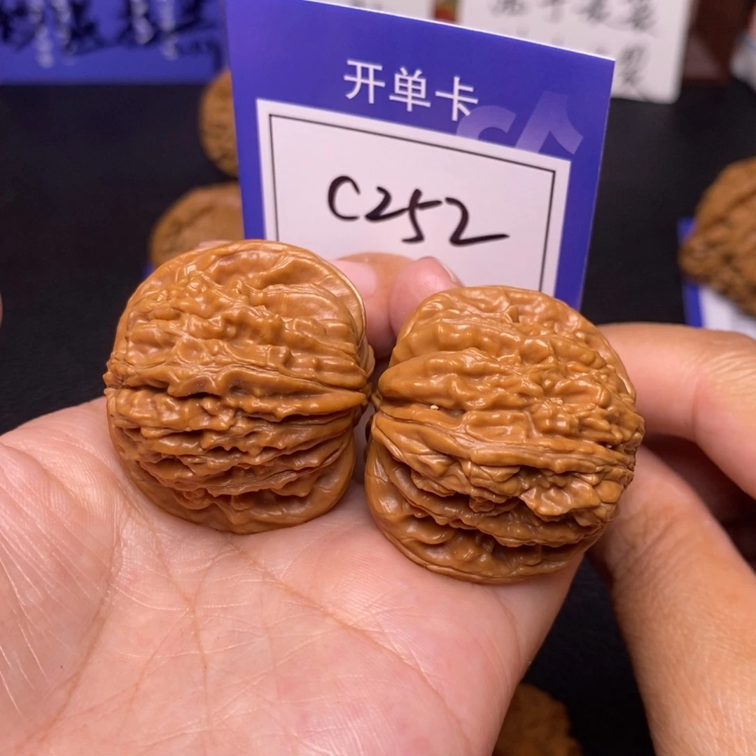 文玩核桃把件38四座楼c252