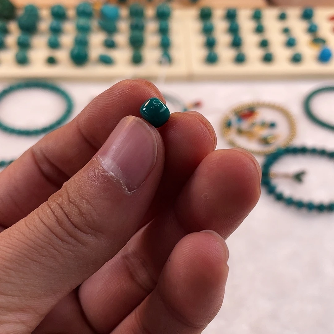 绿松石未镶嵌耳饰