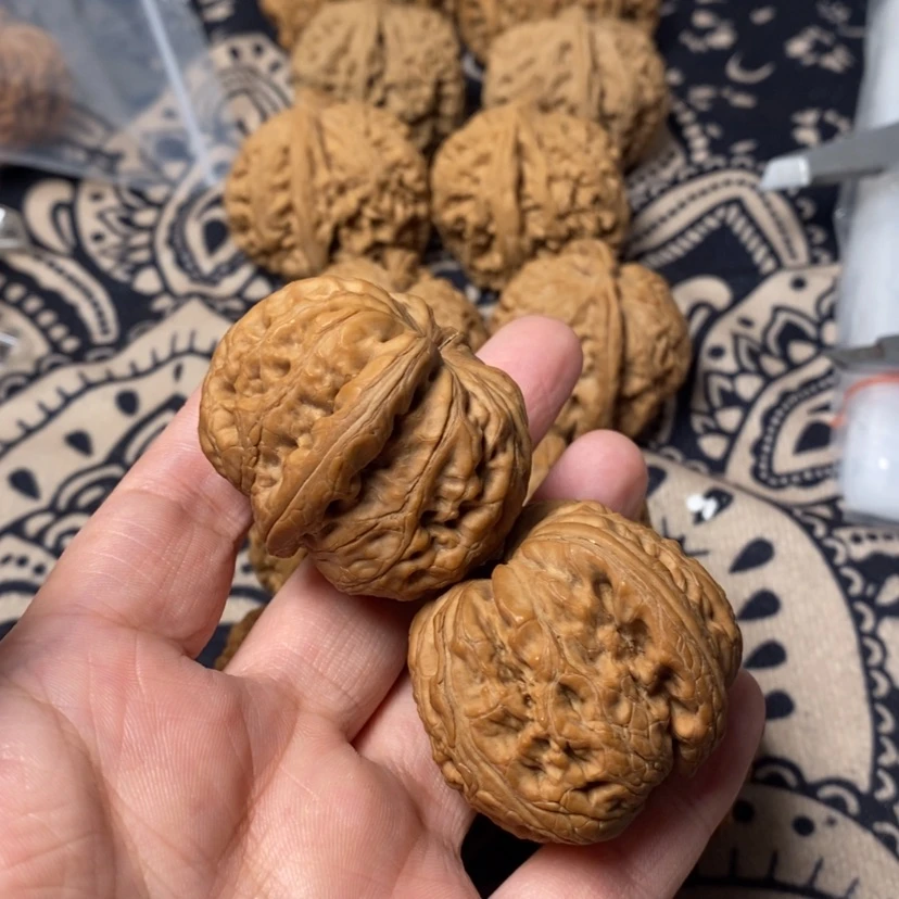 【闪购商品】文玩核桃吊坠良****馆静静