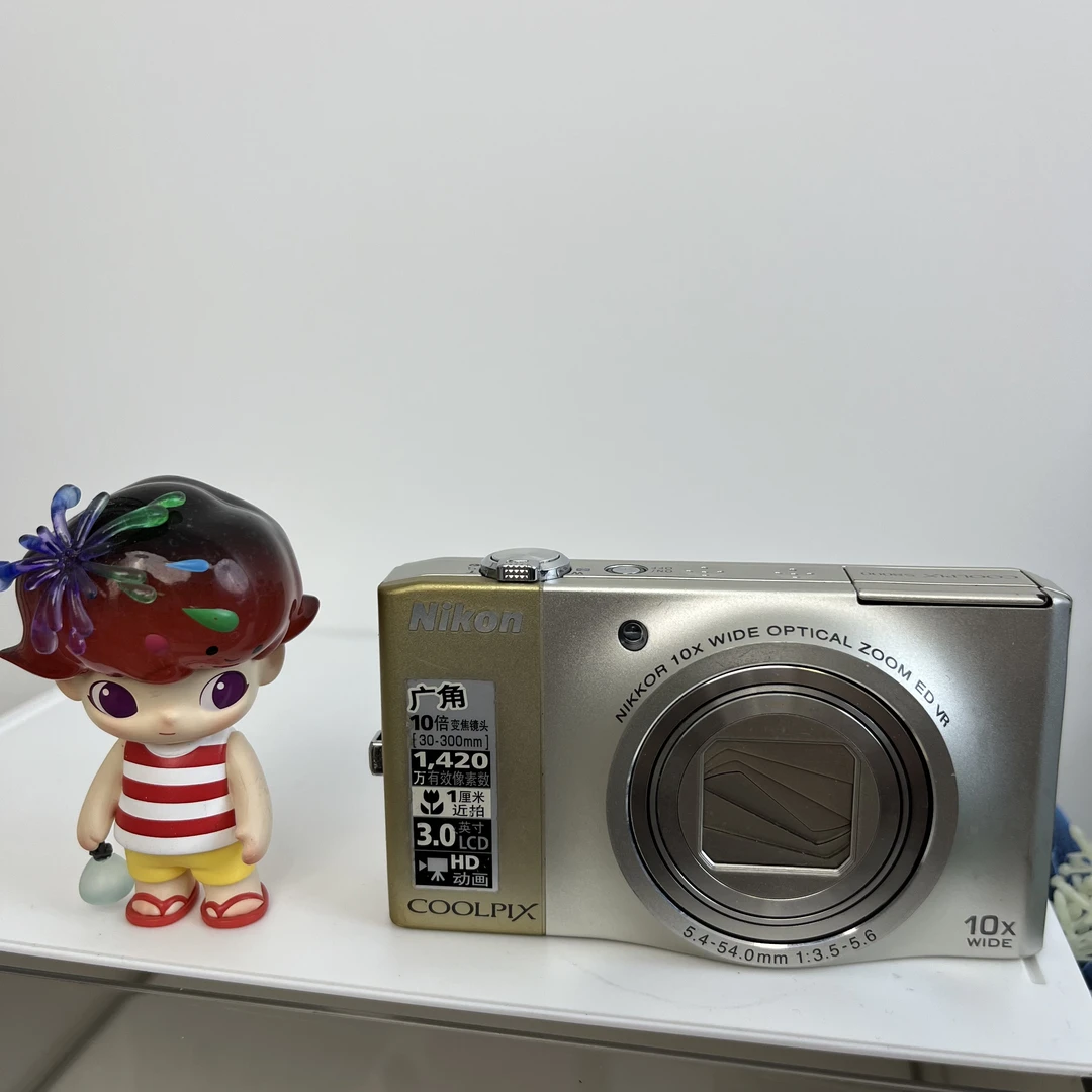 9新 Nikon/尼康 尼康s8000十倍变焦网红款福利价氛围感送相机包