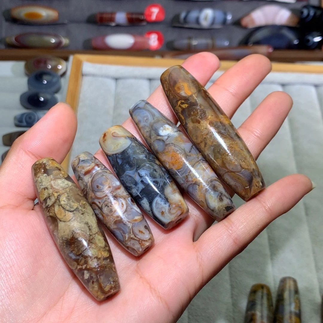 玛瑙/玉髓颈饰未镶嵌J****(