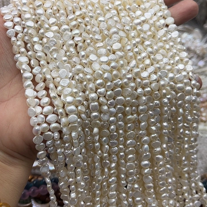 玛瑙/玉髓未镶嵌珠宝半成品一条3-5mm左右碎银巴洛克珍珠