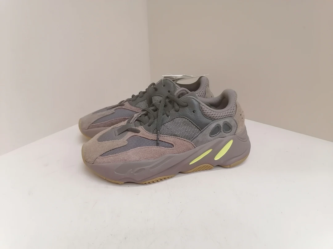 阿迪达斯 adidas 椰子 700 经典配色板鞋 38码 全新原盒