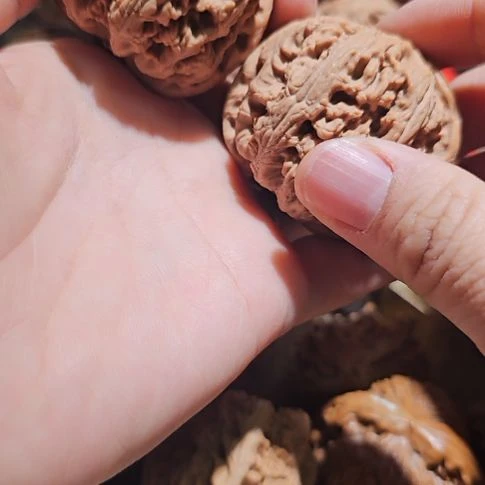 吊坠文玩核桃46粗心