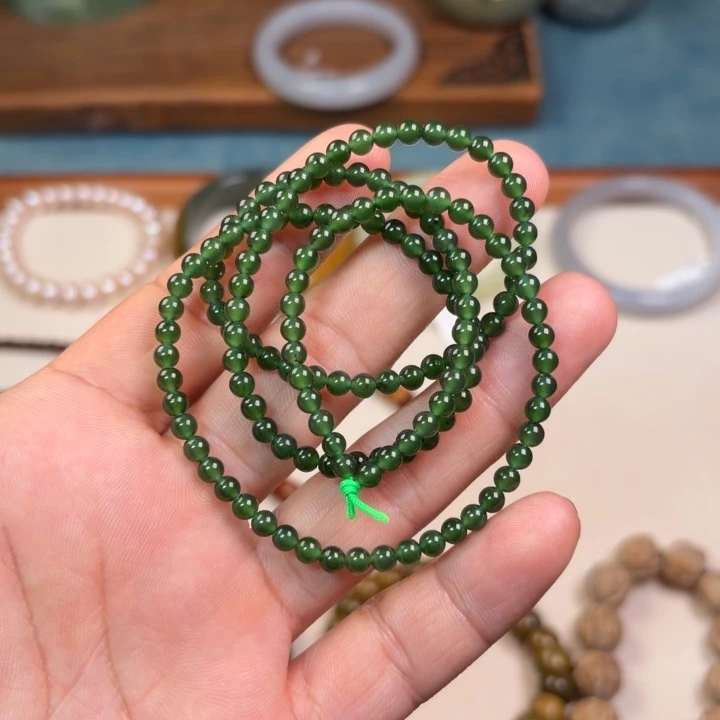 静****和田玉（碧玉）未镶嵌颈饰