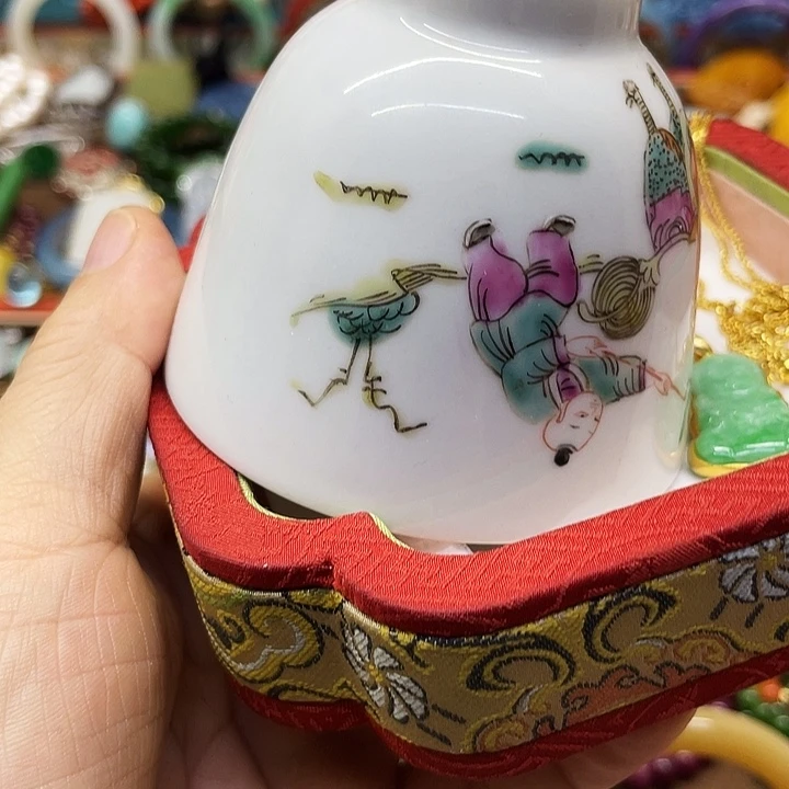 华***你青花彩绘小主人杯子