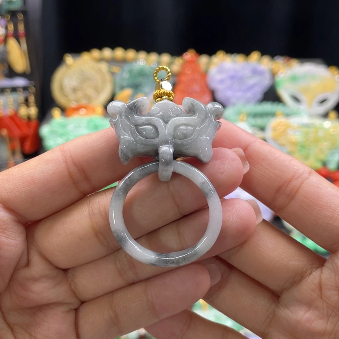 翡翠颈饰未镶嵌代编织