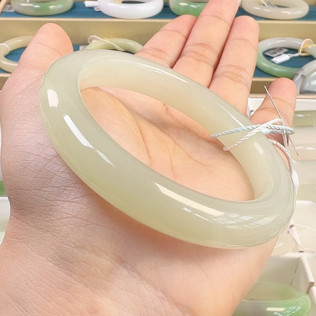 和田玉未镶嵌手镯冰蜂蜜无包容