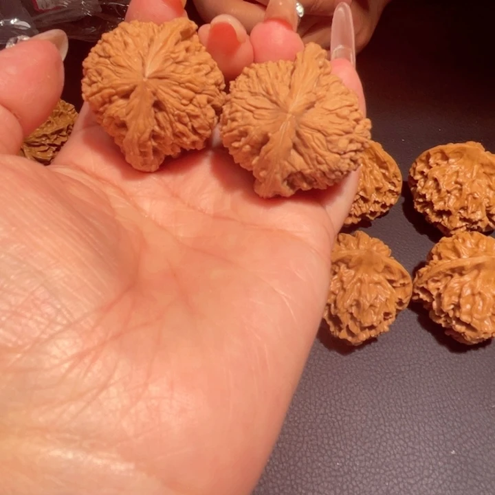 文玩核桃把件南疆40