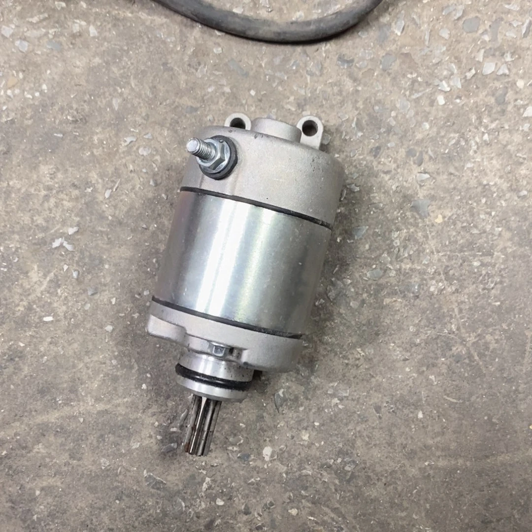 越野摩托车启动马达