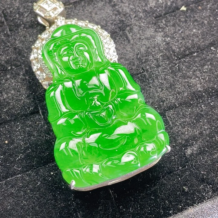 翡翠未镶嵌颈饰10