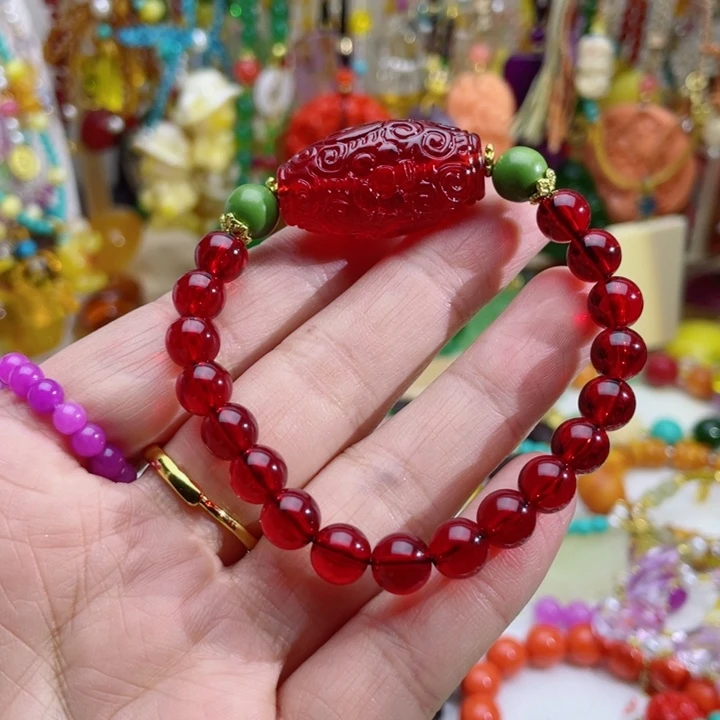 56号红色雕刻手串