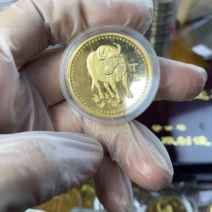 其他普通金属97年镀金生肖牛