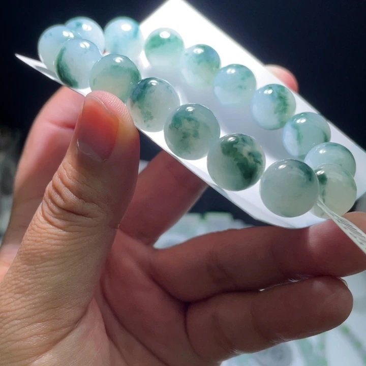 未镶嵌定制翡翠翡翠卡13