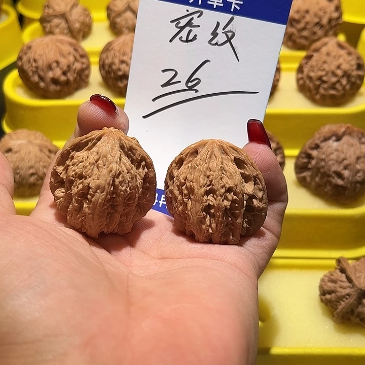 把件桃核蜜纹微修