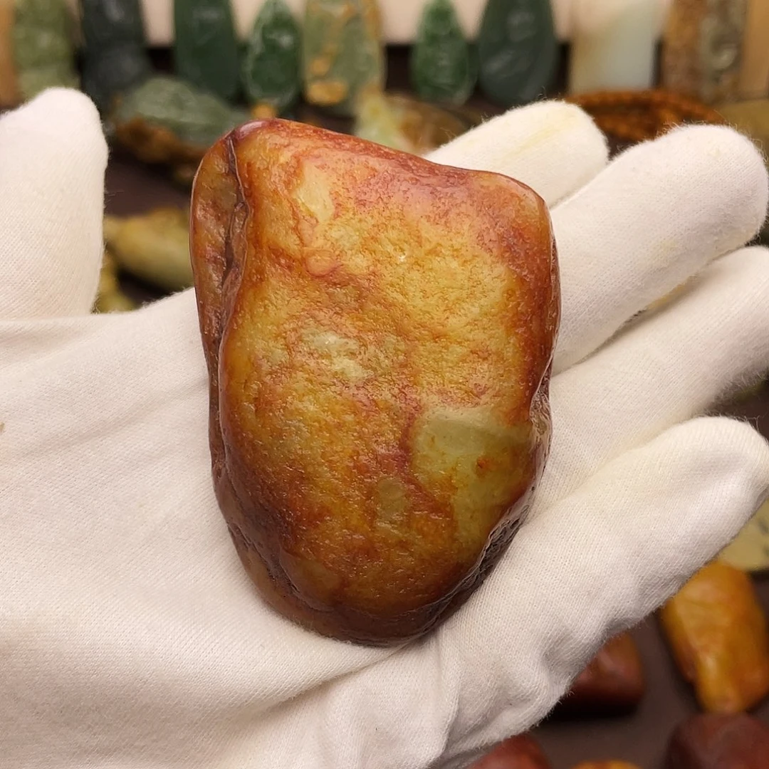 用***6颈饰未镶嵌岫岩河磨玉（透闪石质玉）