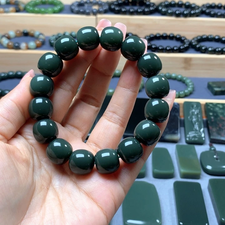 手链未镶嵌和田玉（青玉）慢**哥