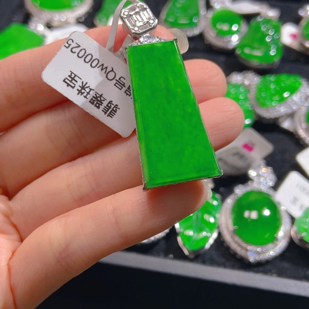 翡翠吊坠(不含链)银S925镶嵌