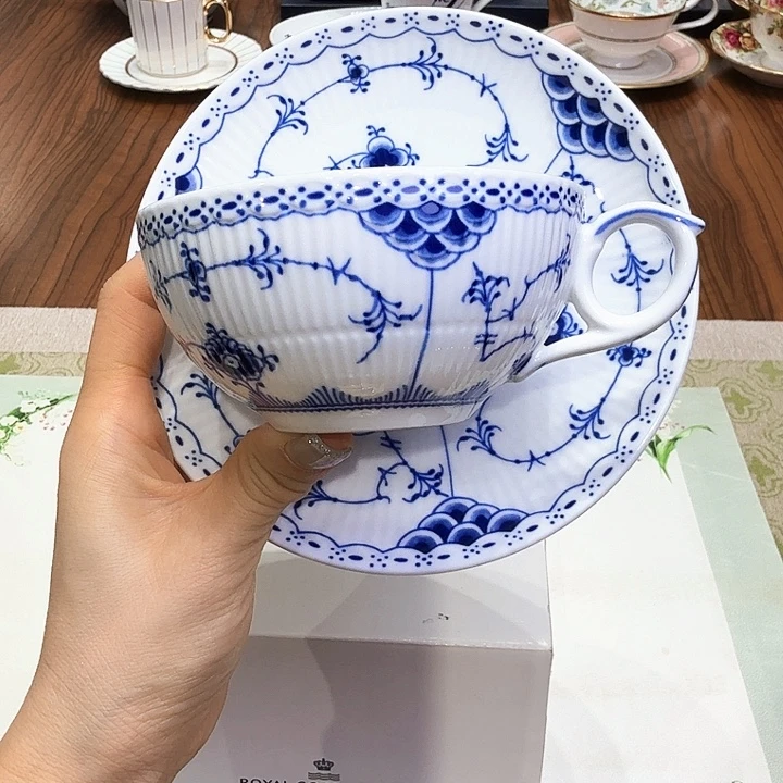 瓷片杯子杯子杯杯子杯子水杯