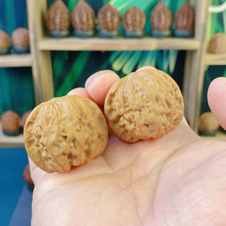 文玩核桃吊坠76昌闷38尺