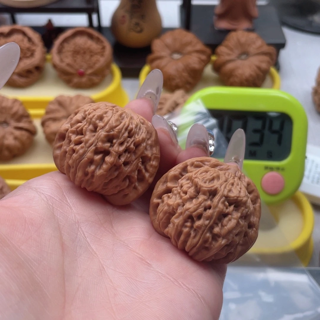 文玩核桃把件猪**子38四座楼全品福利