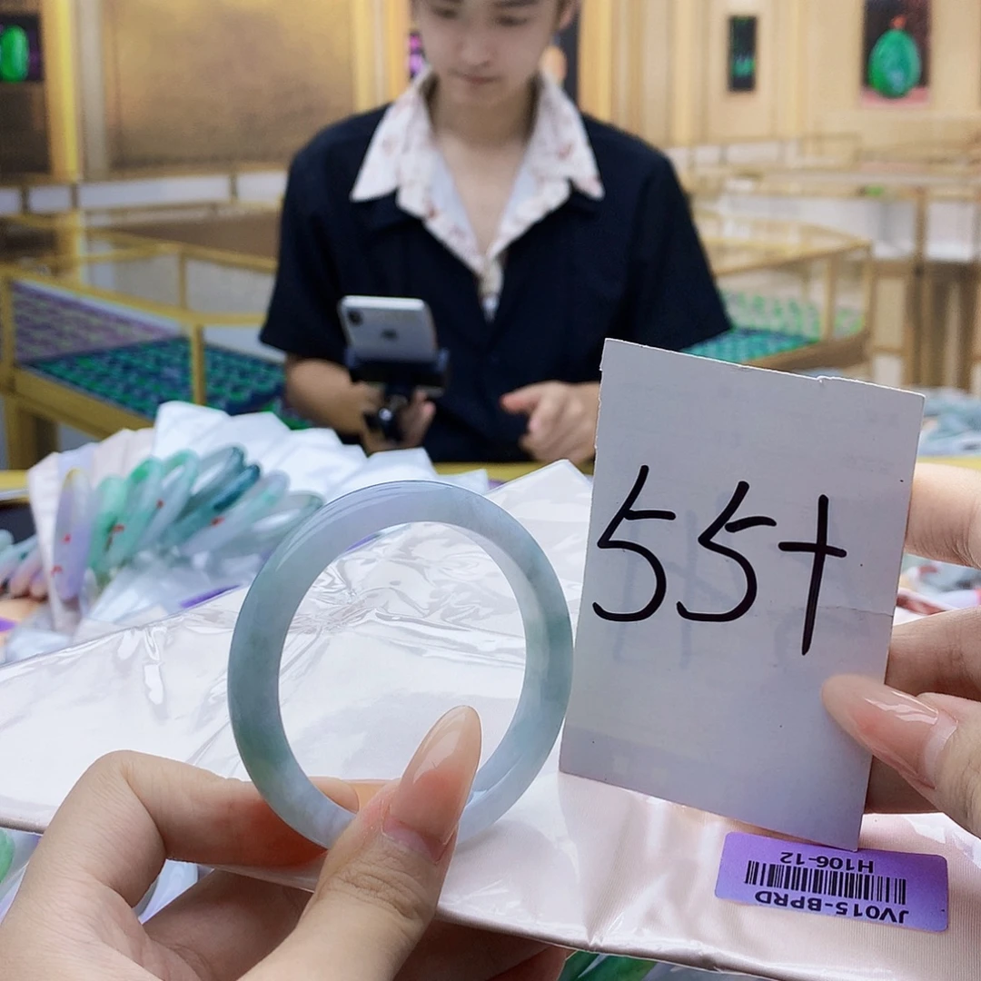 未镶嵌手镯翡翠0998789000