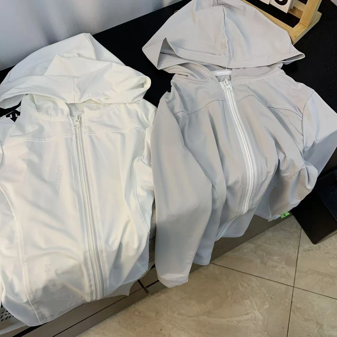 夏款极简风纯色字母连帽防晒衣休闲宽松舒适防晒儿童男女宝透气