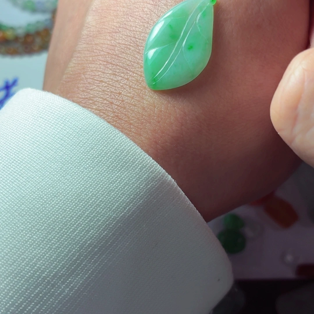 定制翡翠未镶嵌包工