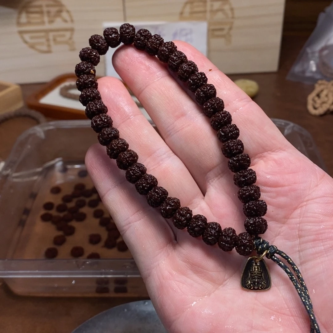 手串金刚菩提平细95桩高差3