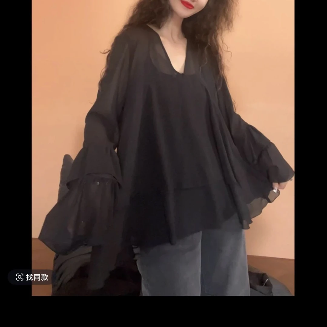 黑色喇叭袖拼接V领性感设计感上衣2025春夏新款薄款防晒雪纺衬衫
