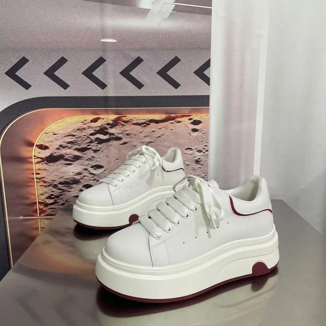 6666-1单里新款2025圆头系带韩版简约休闲板鞋潮流百搭白色时尚