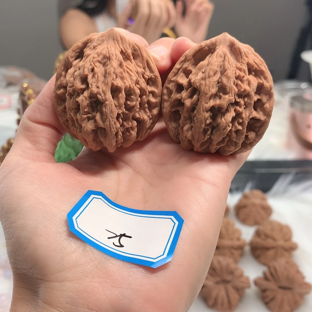 【闪购商品】文玩核桃吊坠全品麦虎 42尺