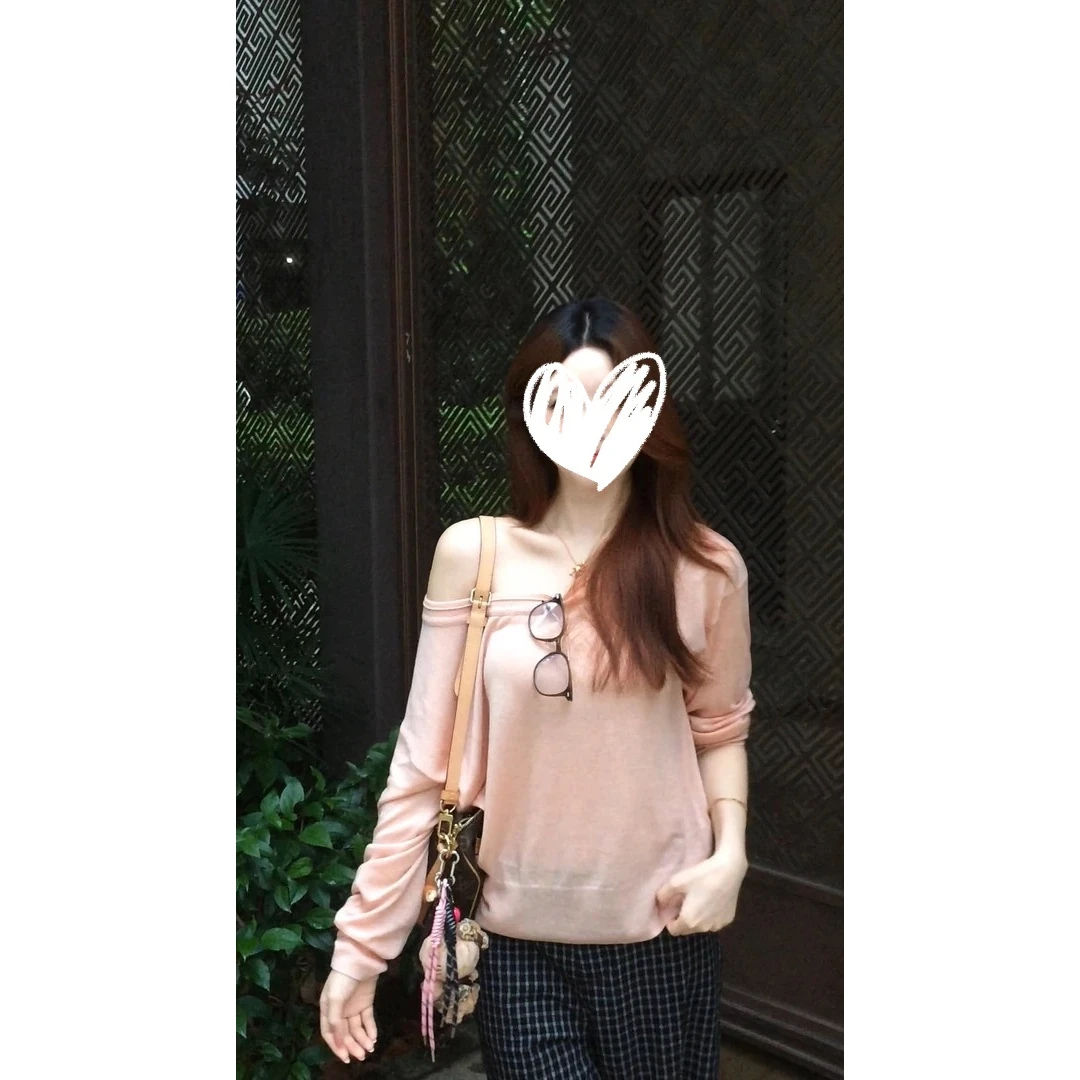 秋上新！时尚慵懒感微透露肩罩衫长袖上衣薄款显瘦针织衫