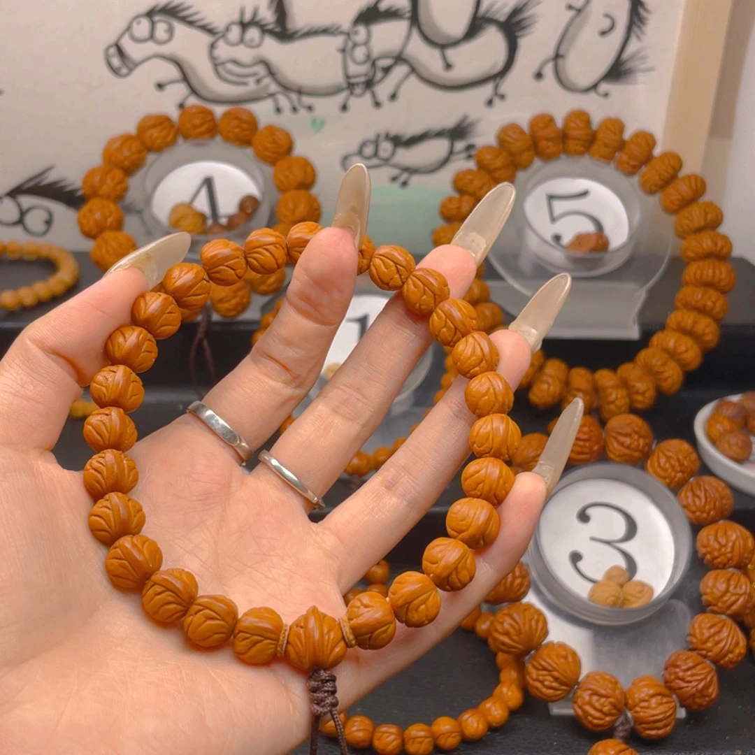 灰***狼吊坠文玩核桃1.111111111