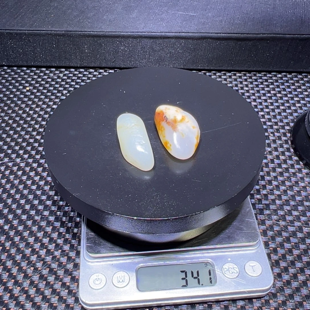 吊坠(不含链)未镶嵌和田玉（子料）34