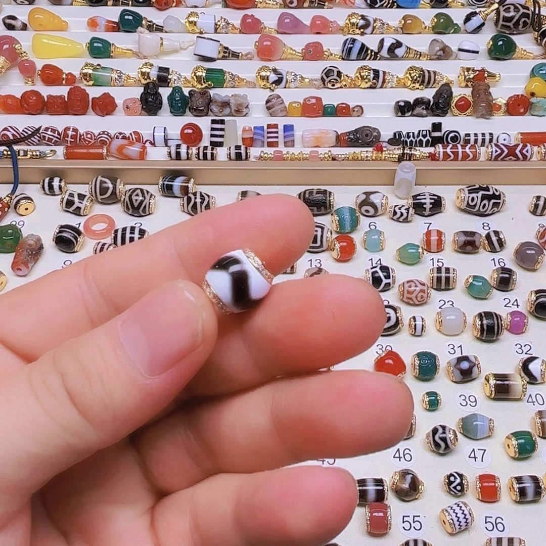 睿***挡玛瑙/玉髓未镶嵌拍一发一