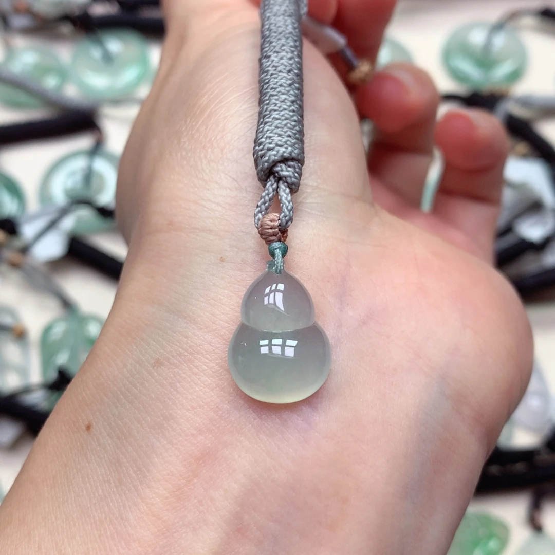 颈饰未镶嵌翡翠葫芦