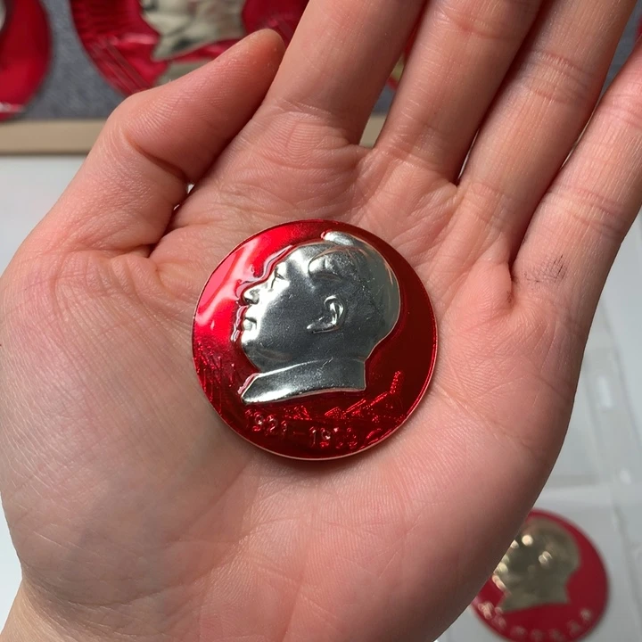 传*像章像章像章章章