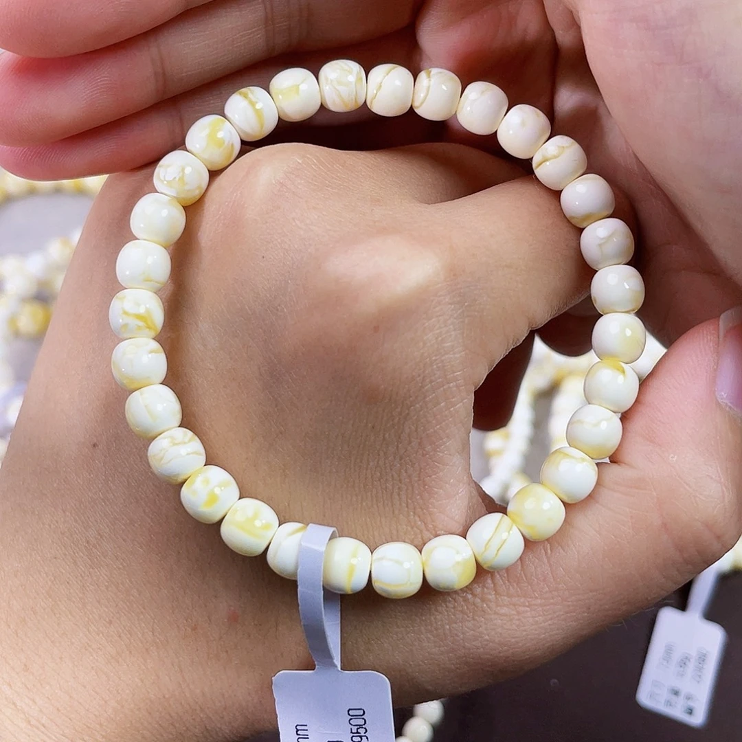 琥珀未镶嵌裸石6.5瓷白闪电