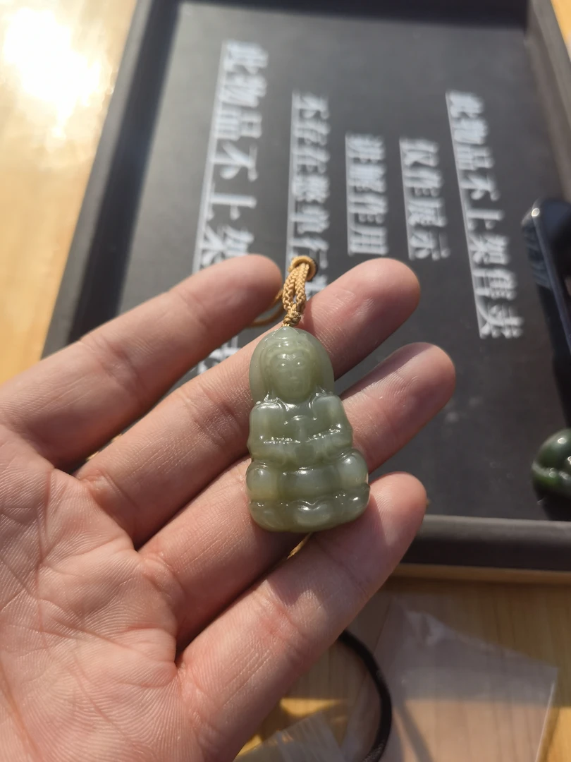 和田玉清水小观音