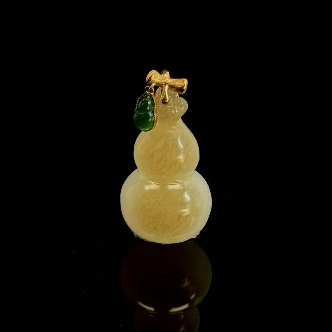 珍藏级 和田玉 新疆且末糖白 18K金 葫芦吊坠 25*14 Y287