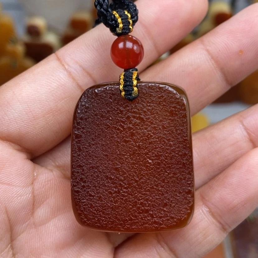 【闪购商品】琥珀颈饰未镶嵌