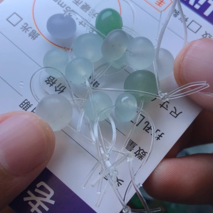 定制翡翠未镶嵌挂件