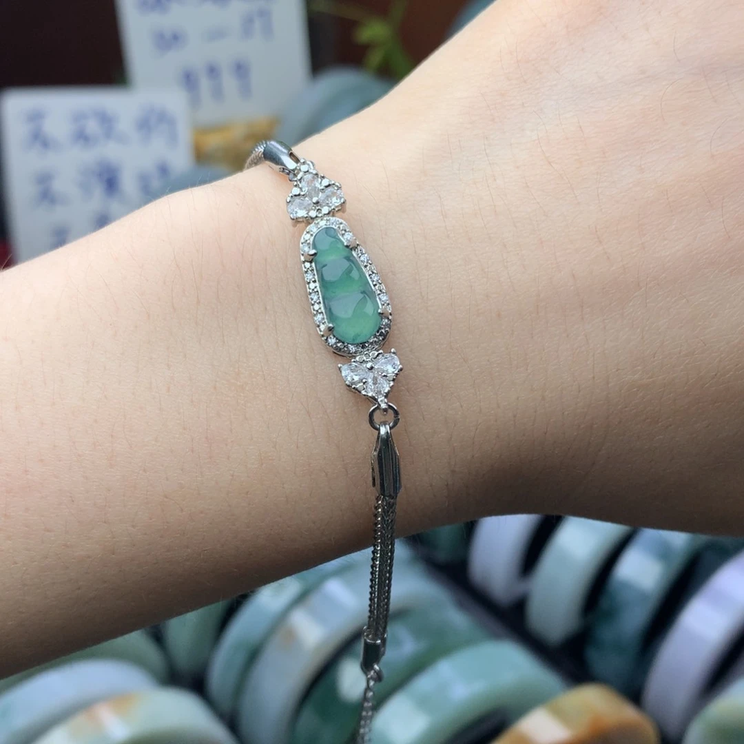 未镶嵌手链翡翠翡翠手链