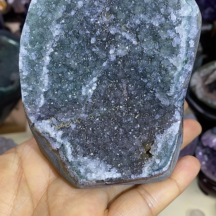 紫晶未镶嵌大型摆件（非配饰）