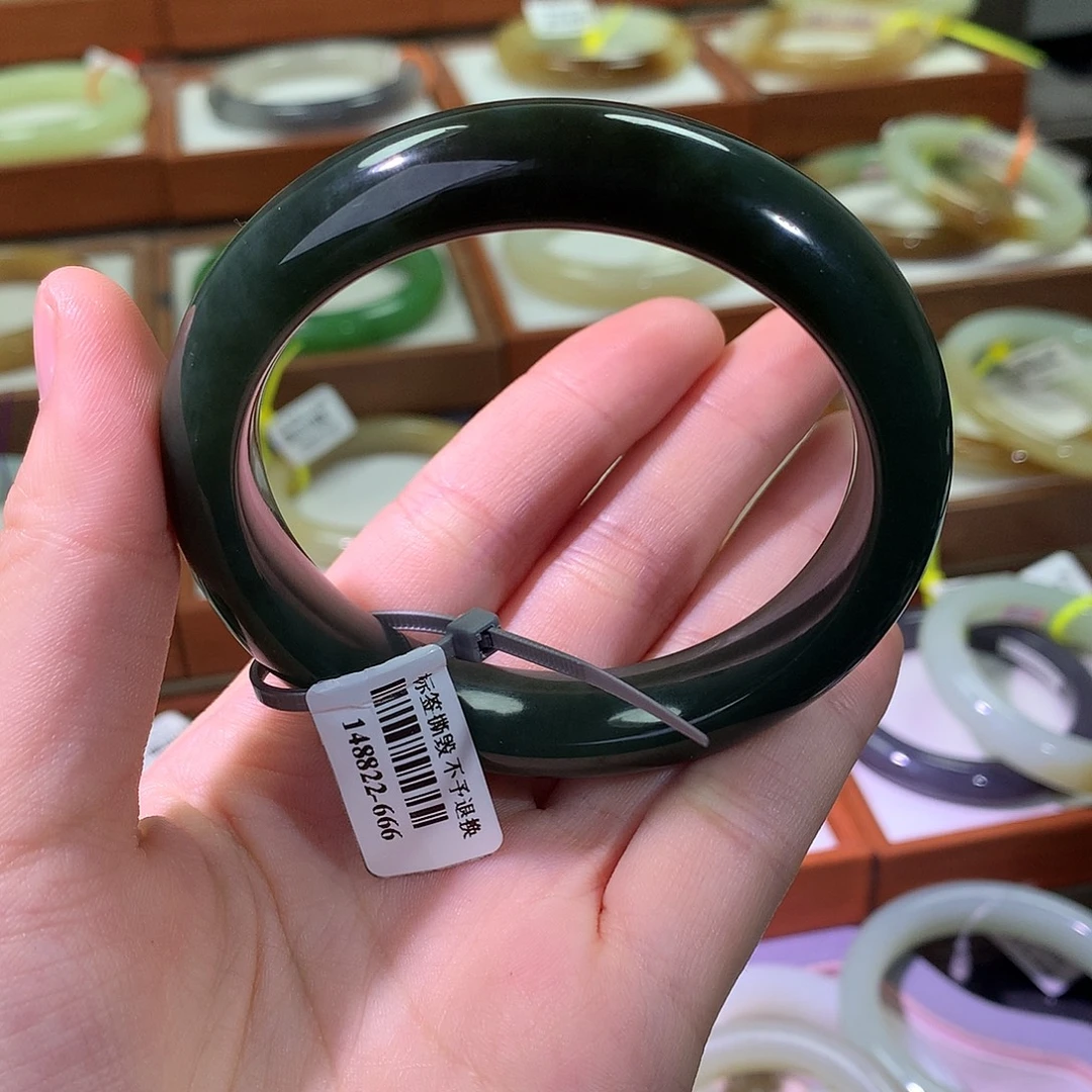 和田玉未镶嵌手镯3 浓蓝显白58